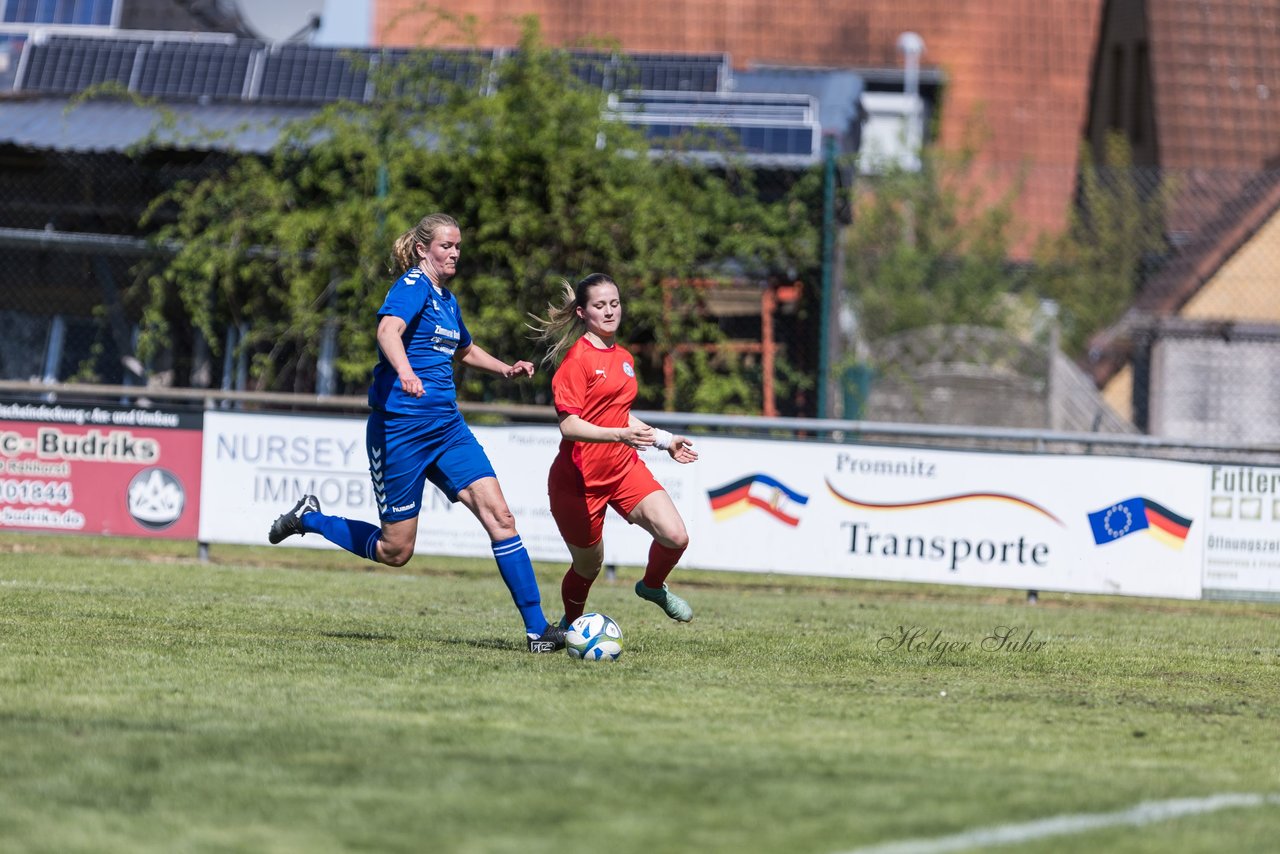 Bild 223 - F TSV Zarpen - Holstein Kiel II : Ergebnis: 2:6